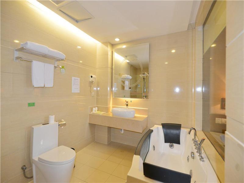 Vienna International Hotel Shanghai Pudong New District Caolu Екстериор снимка